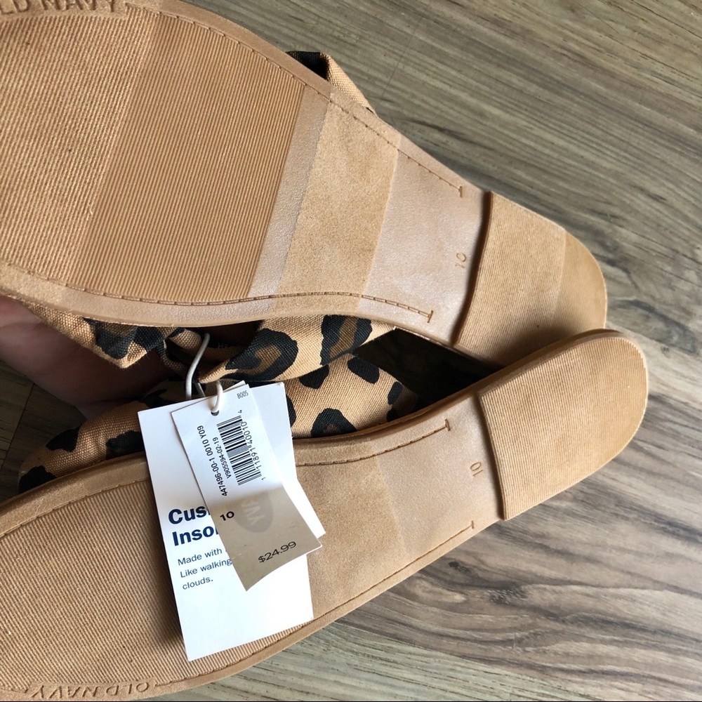 NWT Leopard Knotted Slides Old Navy Size 10 - Picture 2 of 3